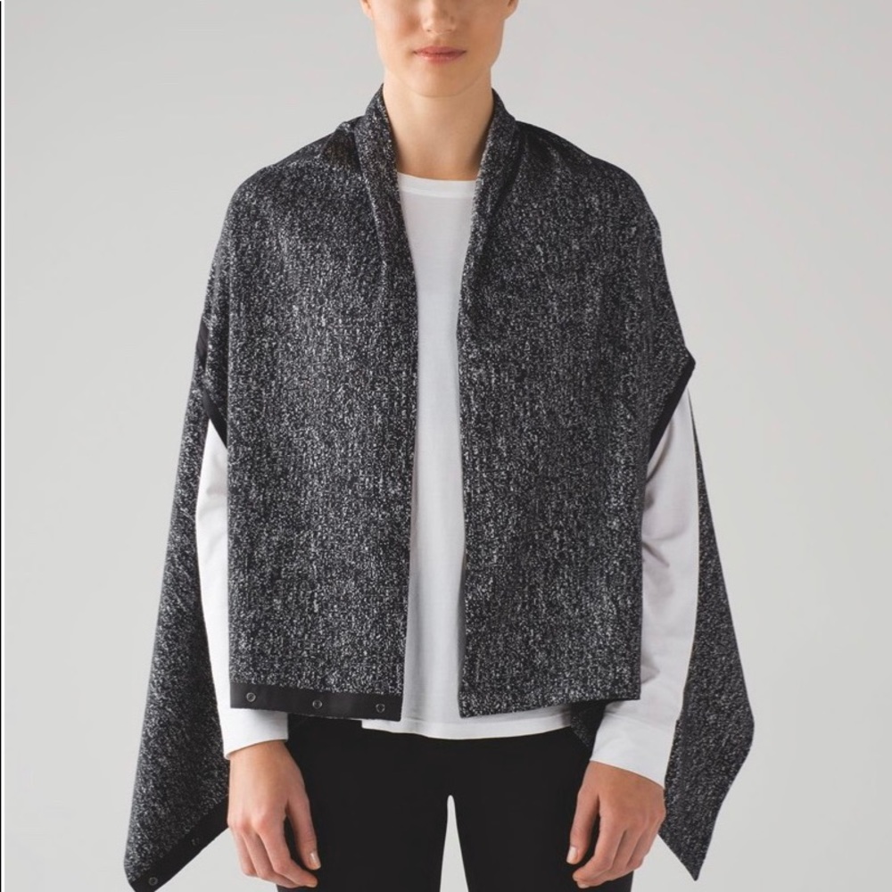 Lululemon scarf wrap